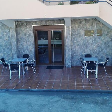 Hostal Nuevo Alonso Bembribe Exterior foto