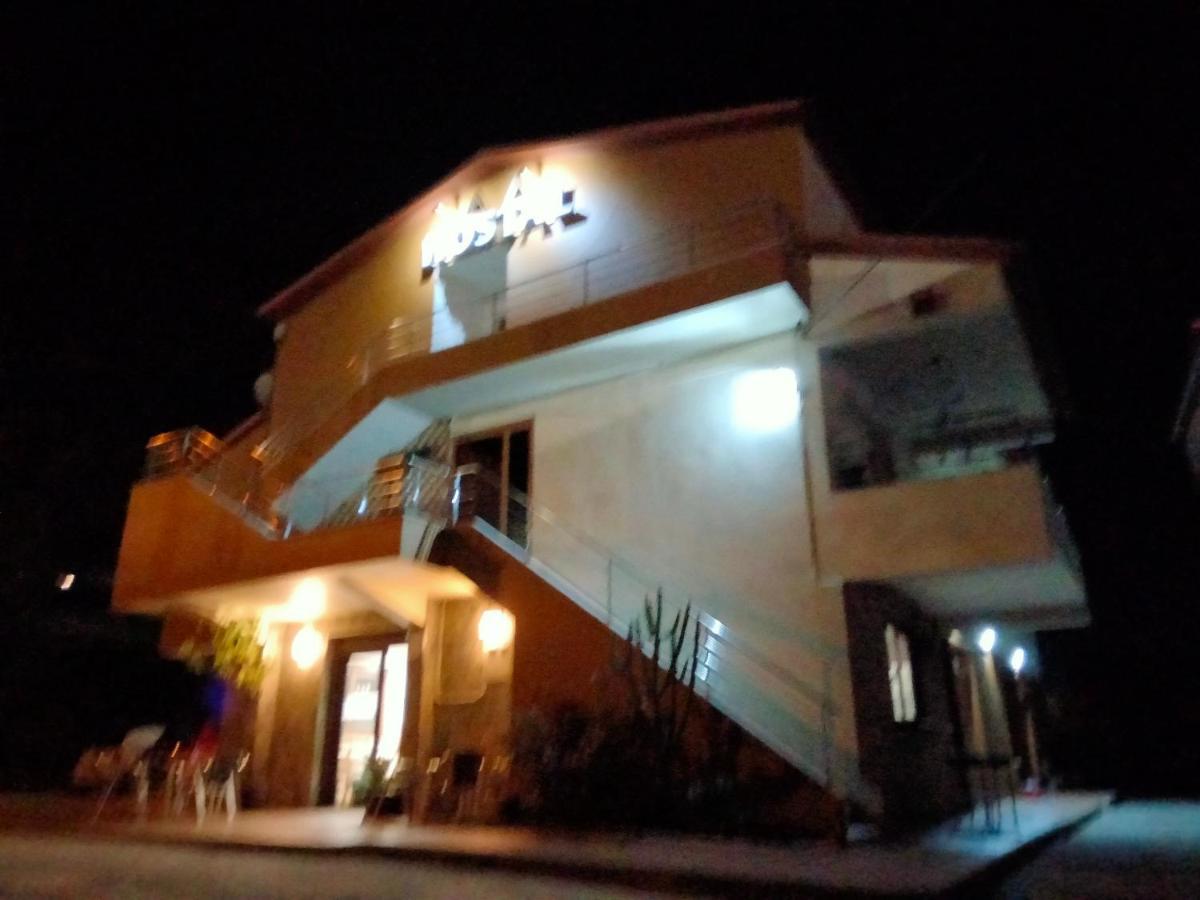 Hostal Nuevo Alonso Bembribe Exterior foto